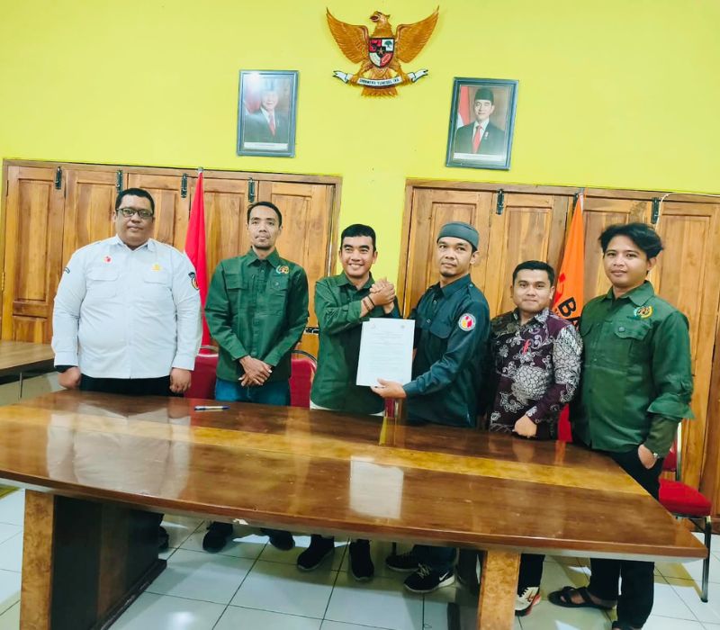 Bawaslu dan PWI Probolinggo Teken MoU Lima Tahun, Kawal Demokrasi Jelang Pemilu 2027